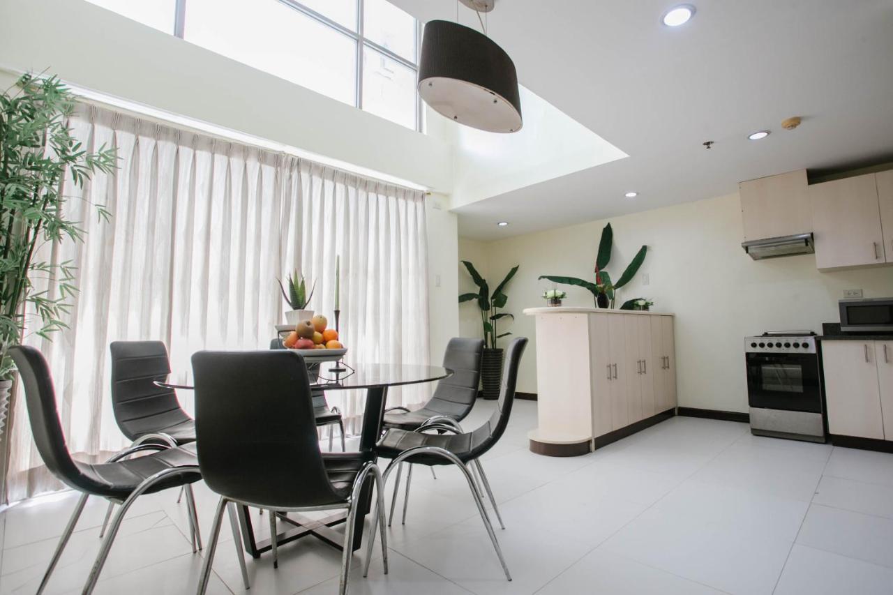 ไดมอนด์ สวีท แอนด์ เรสซิเดนซ์ Hotel Cebu ภายนอก รูปภาพ